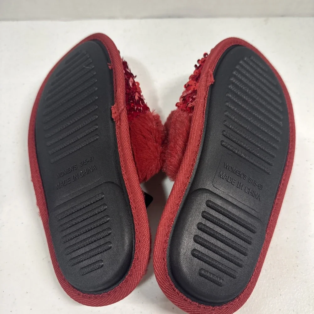 FOCO Atlanta Falcons  Red Sequin Bedroom Shoes Slippers NFL S woman's NWT